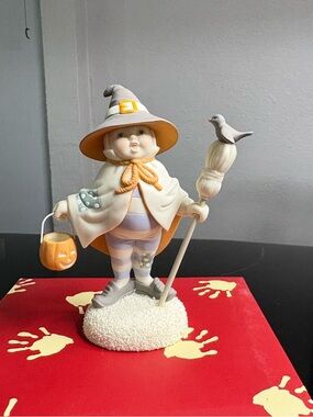 Department 56  "I'm A Good Witch" figurine